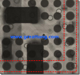 BGA锡球尺寸小于0.4mm，采用降低BGA内围袭球的锡膏量所得到X-Ray，稍微留意一下可以发现最外圈的锡量(圆的直径)比其他内围的锡球上的锡量来得多一点点。也就是外圈的黑色圆形直径比内圈的圆形来得大一点点。